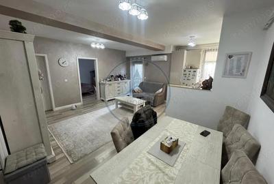 Apartament cu 3 camere decomandat în Calea Moldovei - 5