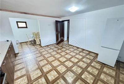 Casa de vanzare in Sibiu - 155 mp utili, finisata la cheie - zona buna - 28