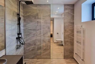 Casă cu 5 camere cu Canalizare în Central - 13