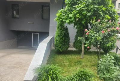 Spațiu comercial, de 27 mp, în Central