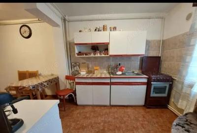 Vanzare apartament 3 camere - 4