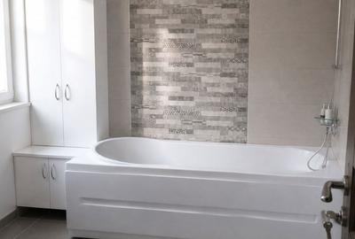 Apartament cu 4 camere în Andrei Mureșanu