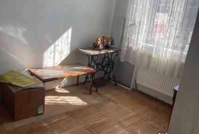 Apartament cu 3 camere semidecomandat în Central - 6