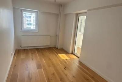 Apartament cu 3 camere decomandat în Central - 4