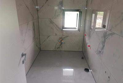 Casă cu Teren 300 Mp în Central - 14