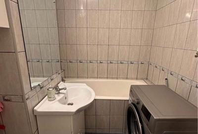 Garsonieră decomandată, mobilată în Titan - 7