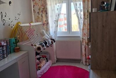 Apartament cu 3 camere decomandat în Scriitorilor - 3
