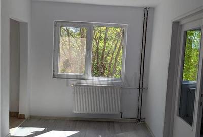 Apartament cu 2 camere semidecomandat în Șagului