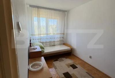 Apartament cu 3 camere semidecomandat, mobilat în Central - 4