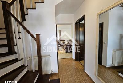 Casă cu 4 camere cu Teren 250 Mp în Central - 9