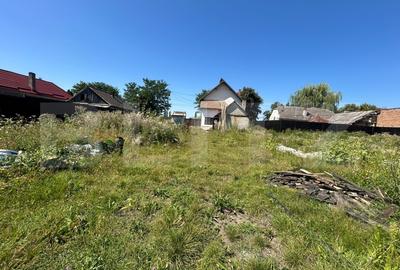 Casa cu parau in spatele curtii in Prejmer, ideala pentru investitie - 14
