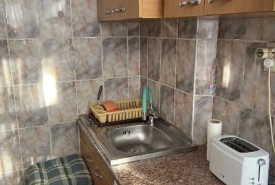 Garsiera de inchiriat in Constanta, utilata, mobilata, balcon, central pe Gaz. Garsiera de inchiriat in Constanta, utilata, mobilata, balcon, central pe Gaz. - 7