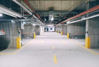 Apartament cu 4 camere decomandat în Militari - 22