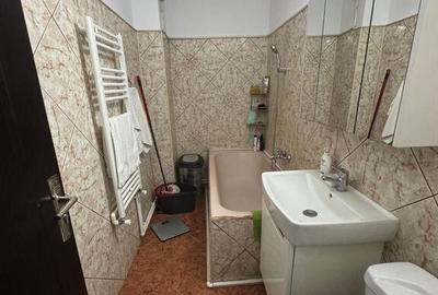 Apartament 3 camere, decomandat, Zona Inel 2 - 8