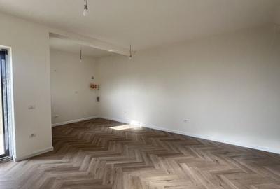 Duplex cu 3 camere în Sânandrei