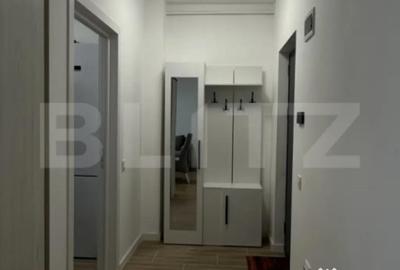 Apartament cu 3 camere semidecomandat, mobilat în Florești - 10