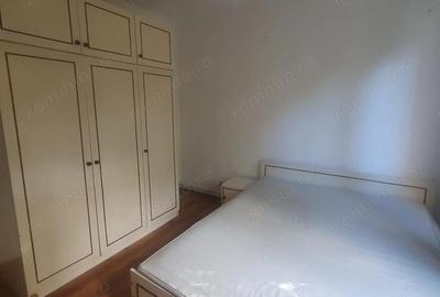 Inchiriez 3 cam Tudor confort 1 - 2