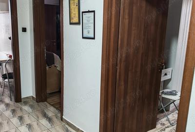 Apartament cu 3 camere decomandat în Astra - 1