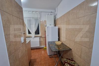 Garsoniera, 32 mp, zona 1 Mai - 5