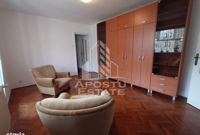 Apartament cu 3 camere, mobilat în Circumvalațiunii - 14