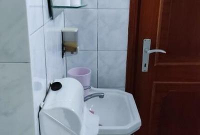 Inchiriem spatiu-birou- salon - 2