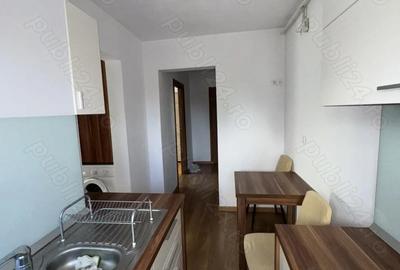 Apartament cu 3 camere decomandat în Cornișa - 7