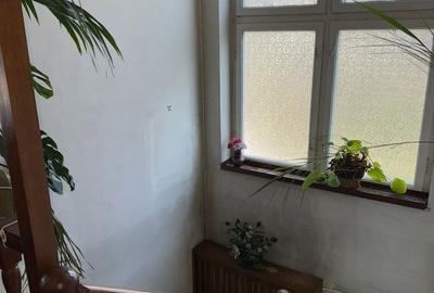 Casă cu 5 camere cu Teren 600 Mp în Iorga - 9