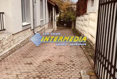 Casă individuală cu 7 camere cu Teren 750 Mp în Central - 4