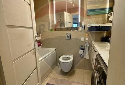 Apartament cu 3 camere de vanzare in zona Craiovita Noua - 11