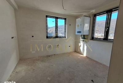 Casă cu 4 camere în Tăuți - 18