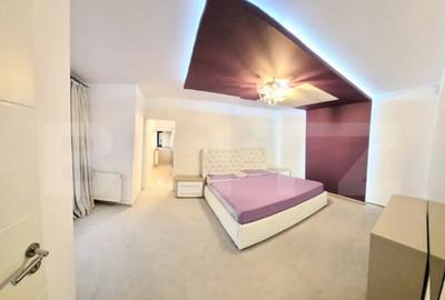 Casă cu 7 camere cu Teren 1000 Mp în Central - 3