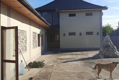 Casă cu 3 camere cu Teren 1000 Mp în Central - 3