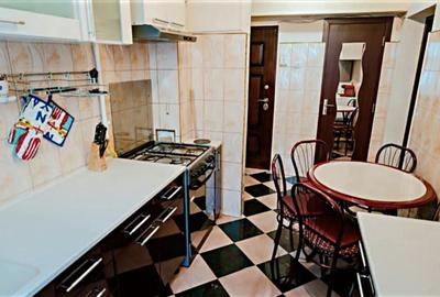 Apartament cu 2 camere semidecomandat în Micro 1 - 6