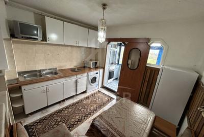 Apartament cu 2 camere decomandat în Vasile Aaron - 7