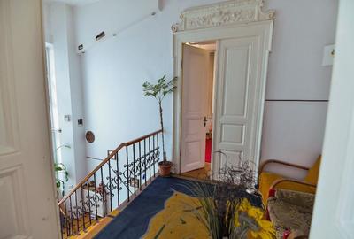 Casă individuală cu 6 camere cu Canalizare în Moșilor - 4