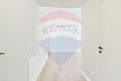 Vila luminoasa cu 4 camere si panouri solare in Amber FOREST Tunari - 38