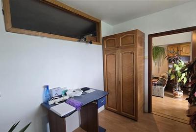 Berceni-Uioara apartament 3 camere transformat in 4 camere. Berceni-Uioara apartament 3 camere transformat in 4 camere. - 9