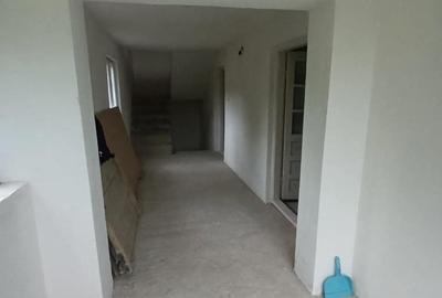 Casă în Cerșani - 2