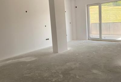 Apartament 2 camere finisat, zona verde - 4