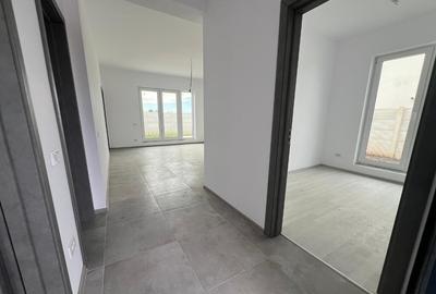 Casă cu 4 camere cu Teren 300 Mp în Berceni