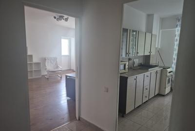 Apartament cu 2 camere decomandat în Mihai Bravu - 2
