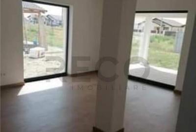 Casă cu 5 camere cu Teren 500 Mp în Sântandrei - 6