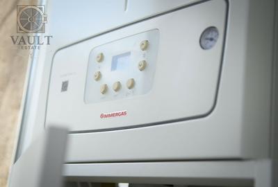 Apartament cu 3 camere decomandat în Trafic Greu - 15