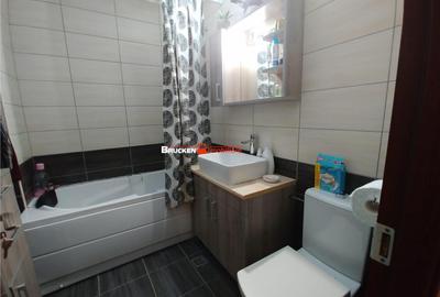 Apartament cu 4 camere decomandat în Central - 6