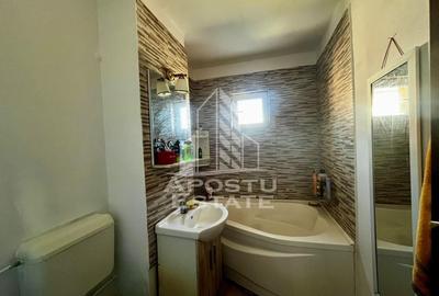 Apartament 3 camere,etaj 3,zona UMT - 13