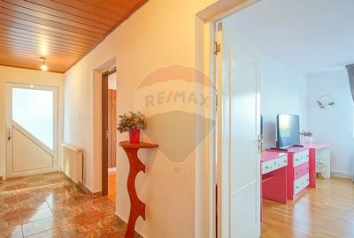 Casa cu 6 camere de vanzare in Rasnov, teren 1.100 mp, zona Glajarie - 8