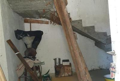 Casă cu 3 camere cu Teren 542 Mp în Sântion - 9