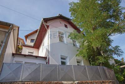 Comision 0% Casa singur in curte cartier Schei - 1