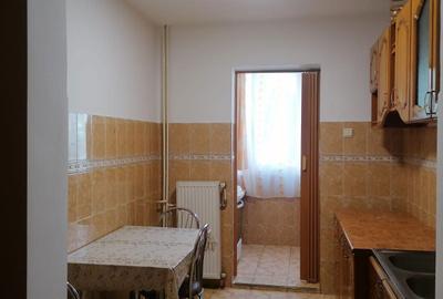 Apartament cu 3 camere decomandat în Decebal - 1