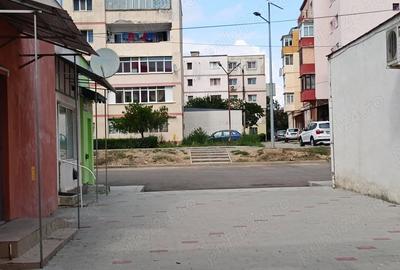 Apartament cu 2 camere decomandat în Buhuși - 2